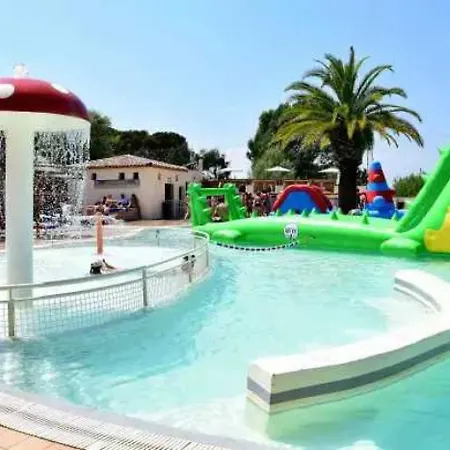 3 Etoiles - Parc Aquatique - Eecehb