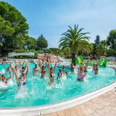 3 Etoiles - Parc Aquatique - Eecehb *