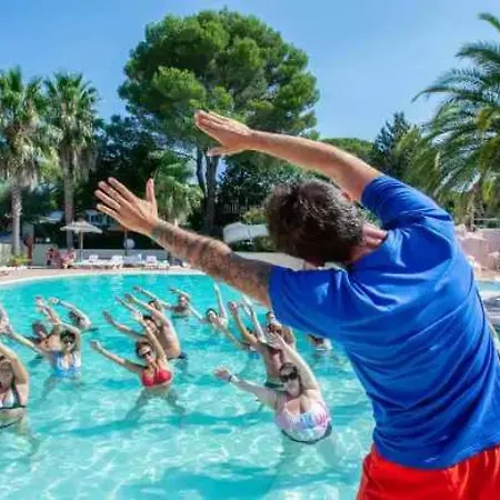 3 Etoiles - Parc Aquatique - Eecehb مكان تخييم Fréjus